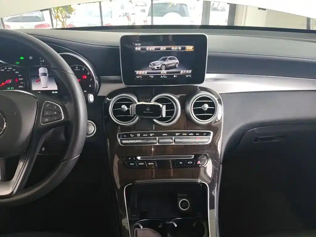 2018 Mercedes-Benz GLC Facelift: GLC 260 4MATIC Luxury — миниатюра 13