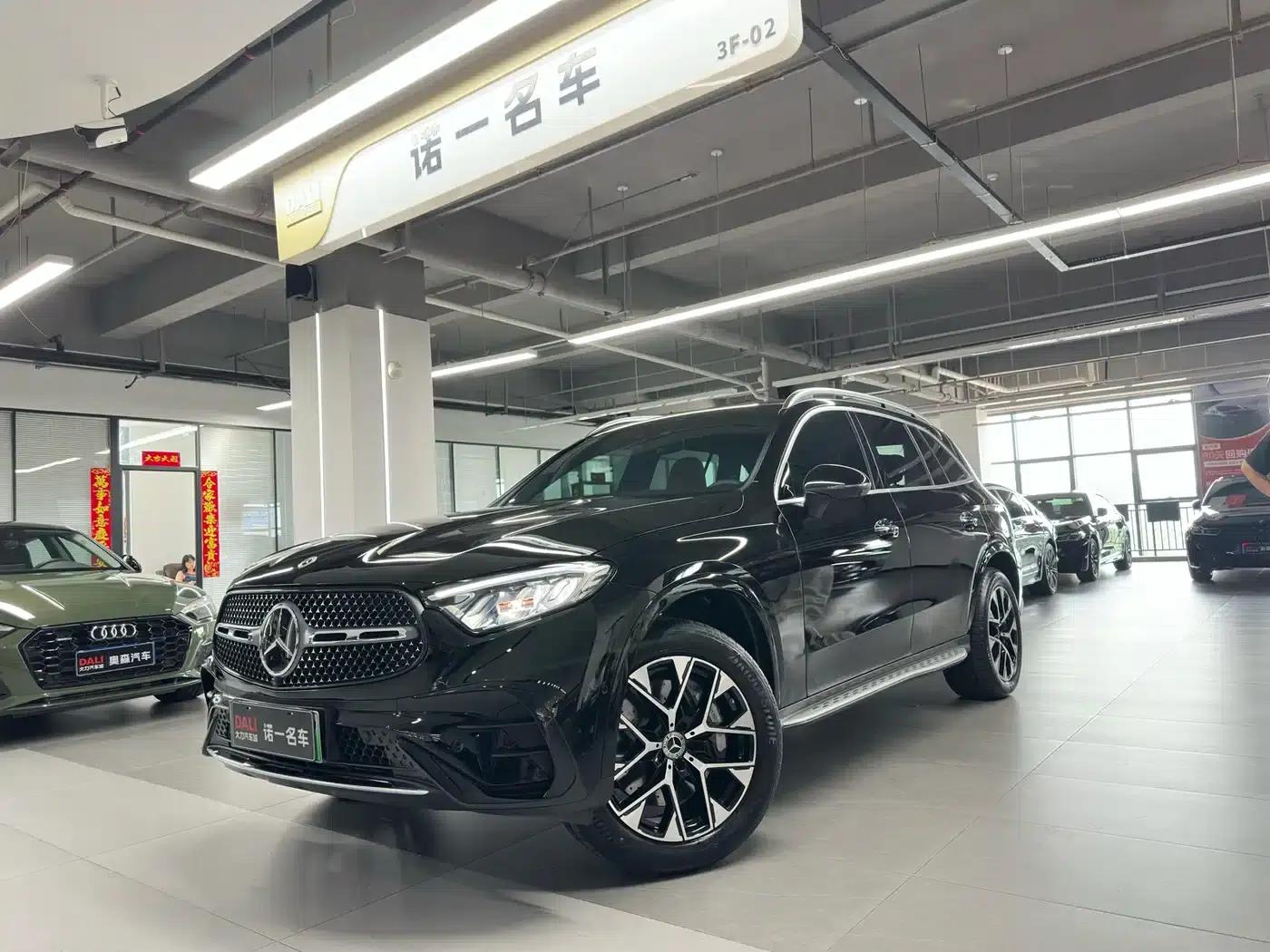 Mercedes-Benz GLC PHEV 2025 350 e L 4MATIC Classic Edition — миниатюра 1