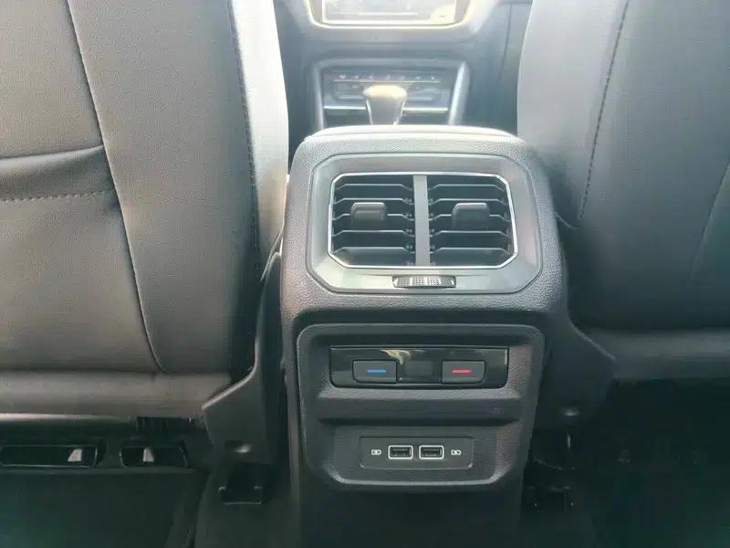 Tiguan L PHEV 2020 430PHEV Plug-in Hybrid Flagship Edition — миниатюра 14