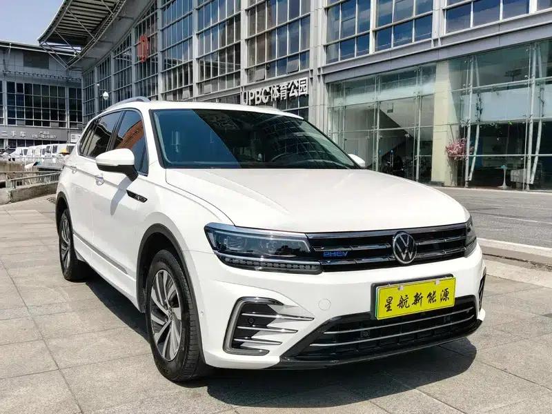 Tiguan L PHEV 2020 430PHEV Plug-in Hybrid Flagship Edition — миниатюра 3