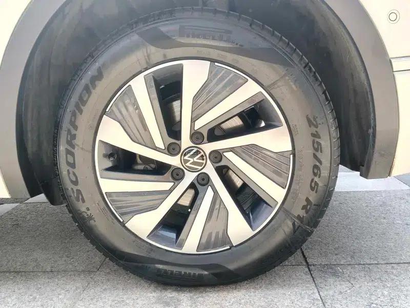 Tiguan L PHEV 2020 430PHEV Plug-in Hybrid Flagship Edition — миниатюра 9