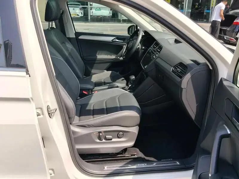 Tiguan L PHEV 2020 430PHEV Plug-in Hybrid Flagship Edition — миниатюра 10