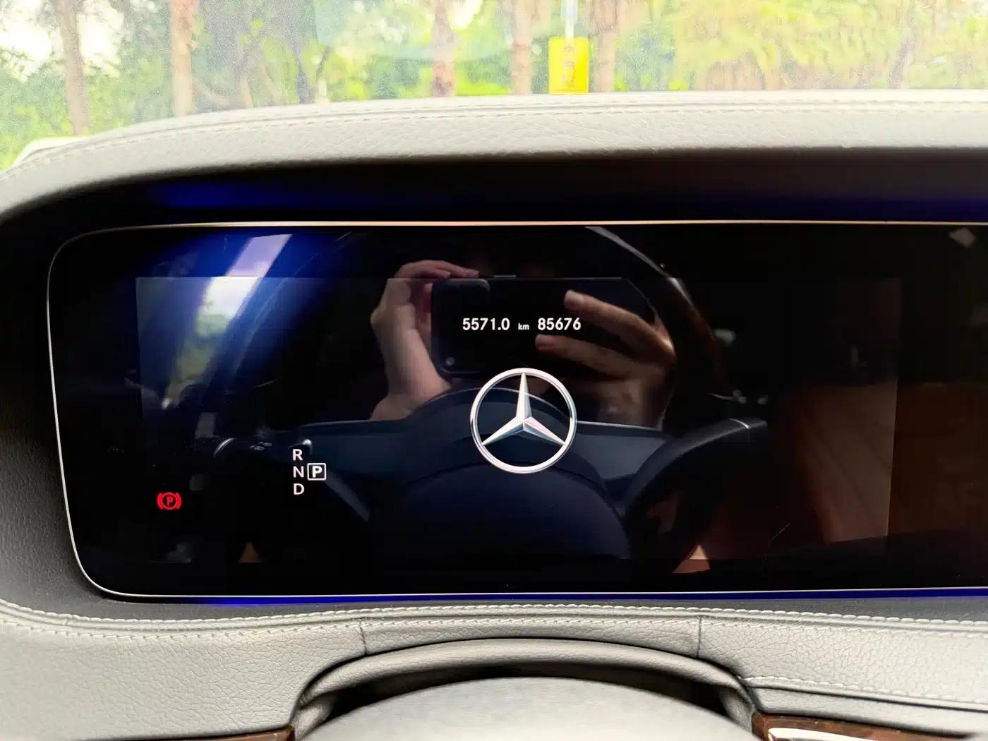 Maybach S-Class 2020 S 450 4MATIC Collector's Edition — миниатюра 10