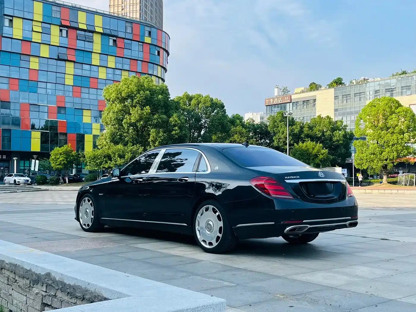Maybach S-Class 2015 S 500 4MATIC — миниатюра 9