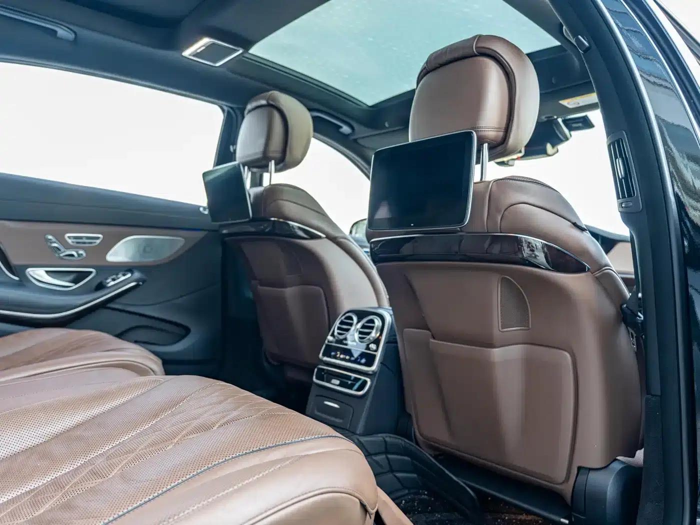 Maybach S-Class 2020 S 450 4MATIC Collector's Edition — миниатюра 11
