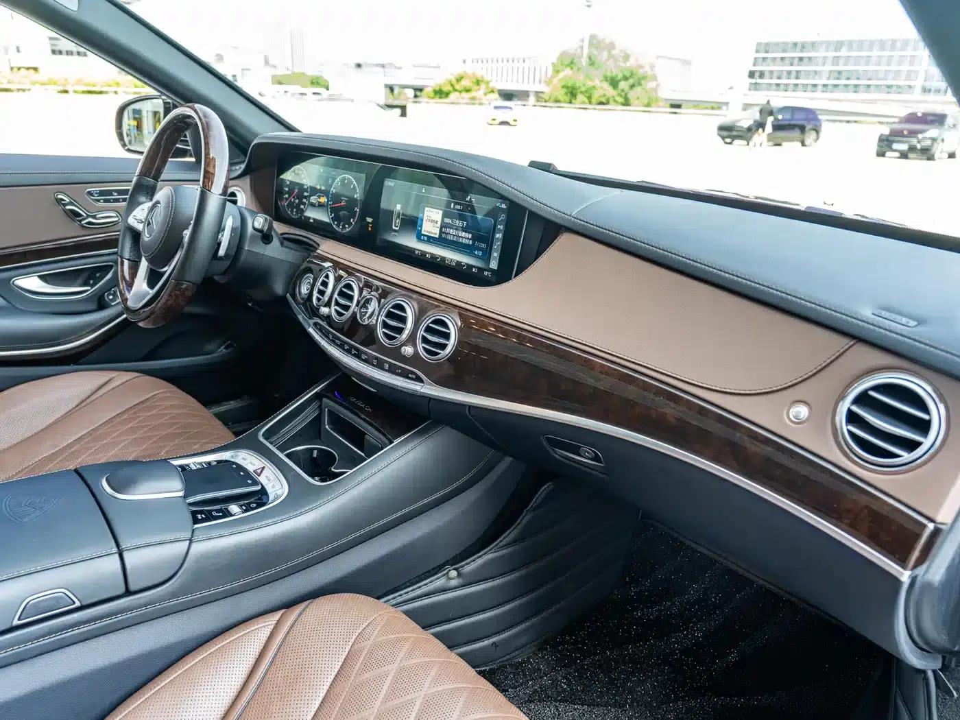 Maybach S-Class 2020 S 450 4MATIC Collector's Edition — миниатюра 6