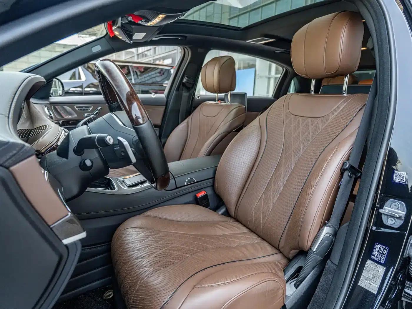 Maybach S-Class 2020 S 450 4MATIC Collector's Edition — миниатюра 8
