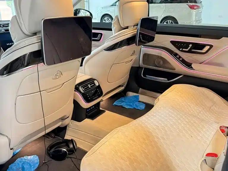 Maybach S-Class 2025 S 480 4MATIC — миниатюра 6