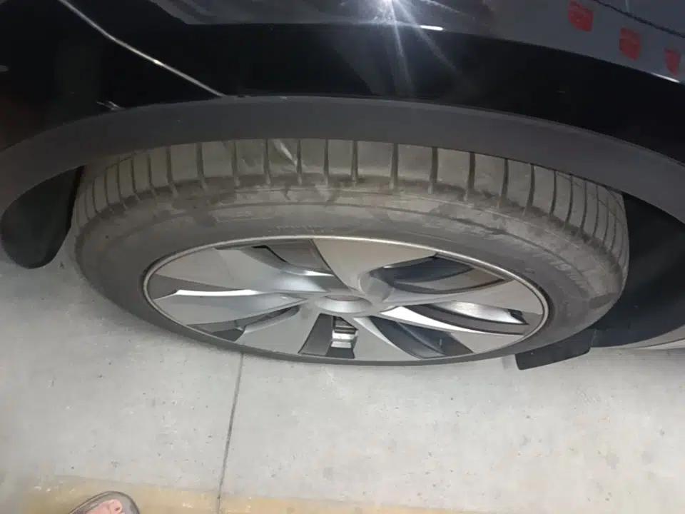 Tesla Model Y 2022 Rear-Wheel-Drive Version — миниатюра 10