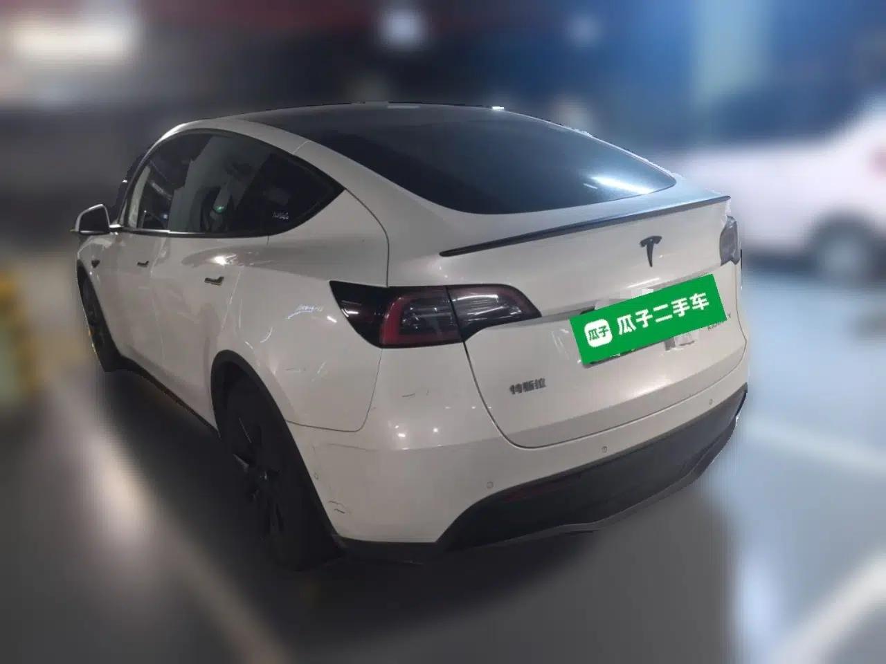 Tesla Model Y 2022 Rear-Wheel-Drive Version — миниатюра 4