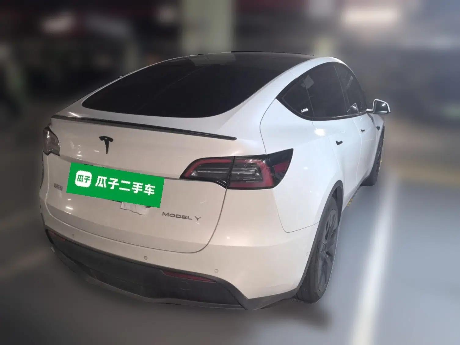 Tesla Model Y 2022 Rear-Wheel-Drive Version — миниатюра 6