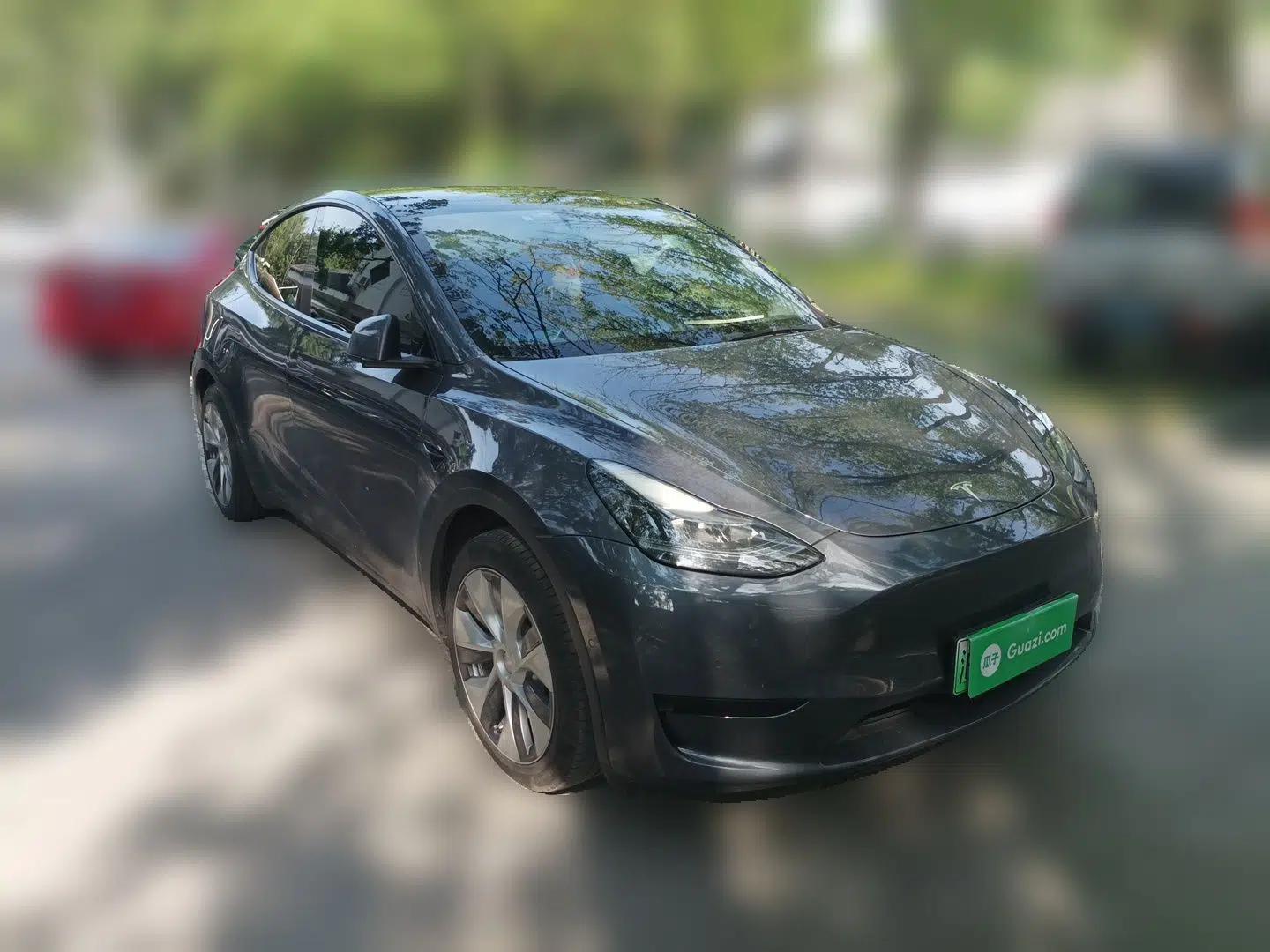 Tesla Model Y 2022 Rear-Wheel-Drive Version — миниатюра 3