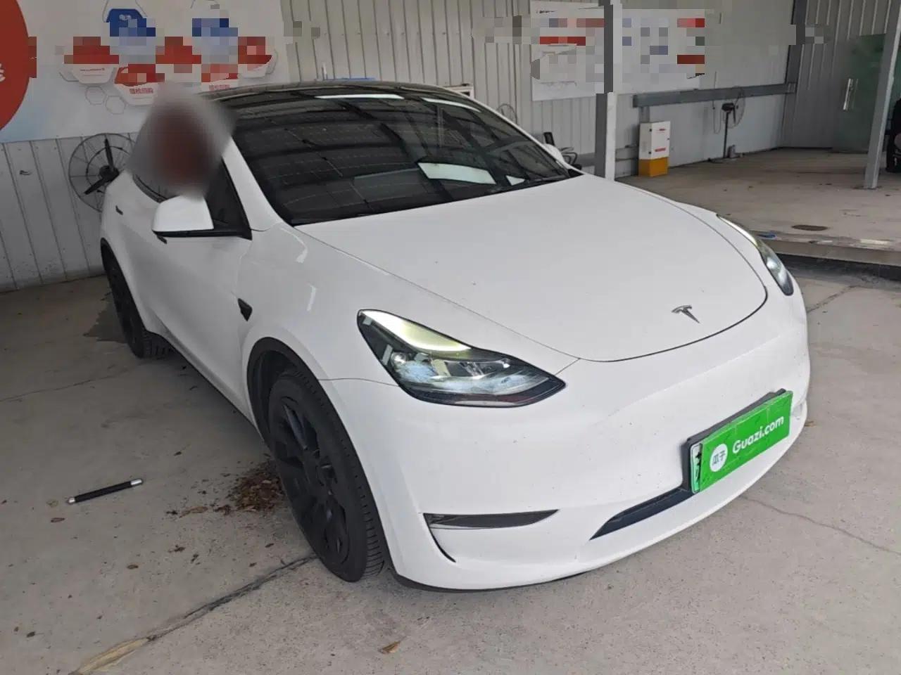 Tesla Model Y 2021 Standard Range Rear-Wheel Drive Version — миниатюра 3