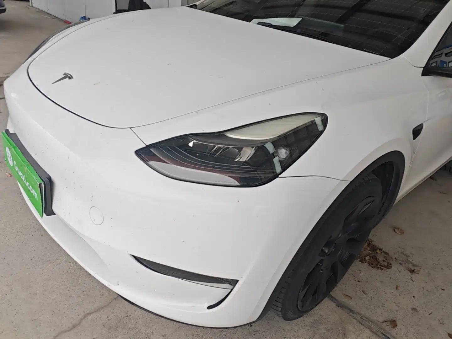 Tesla Model Y 2021 Standard Range Rear-Wheel Drive Version — миниатюра 8