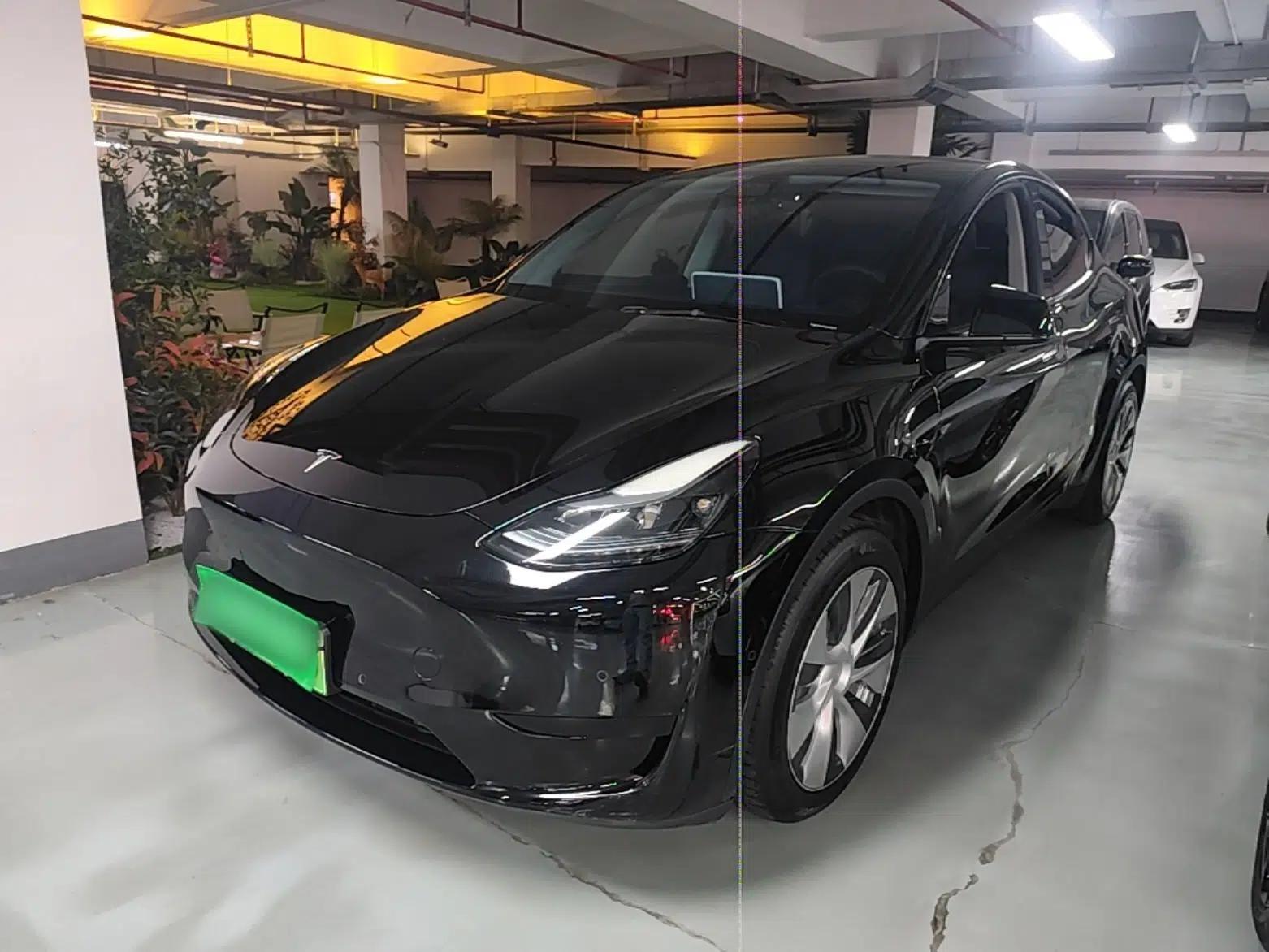 Tesla Model Y 2022 Rear-Wheel-Drive Version — миниатюра 1