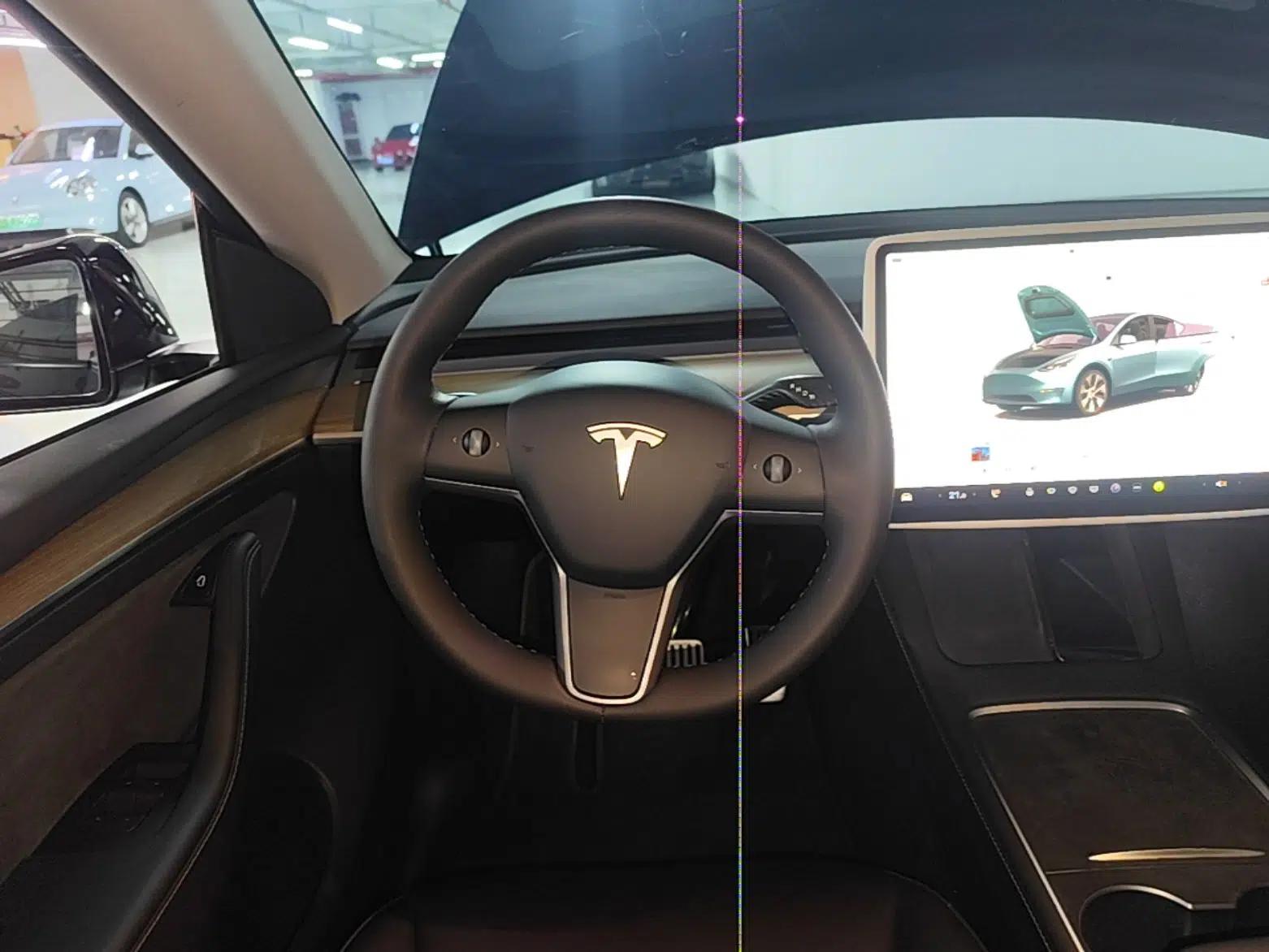 Tesla Model Y 2022 Rear-Wheel-Drive Version — миниатюра 18