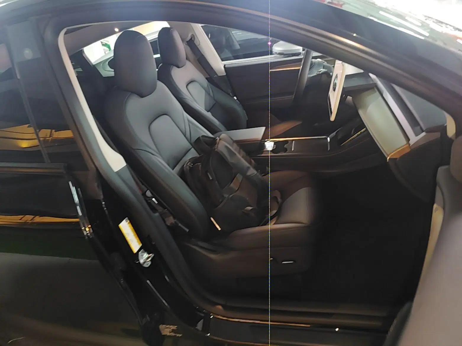 Tesla Model Y 2022 Rear-Wheel-Drive Version — миниатюра 24