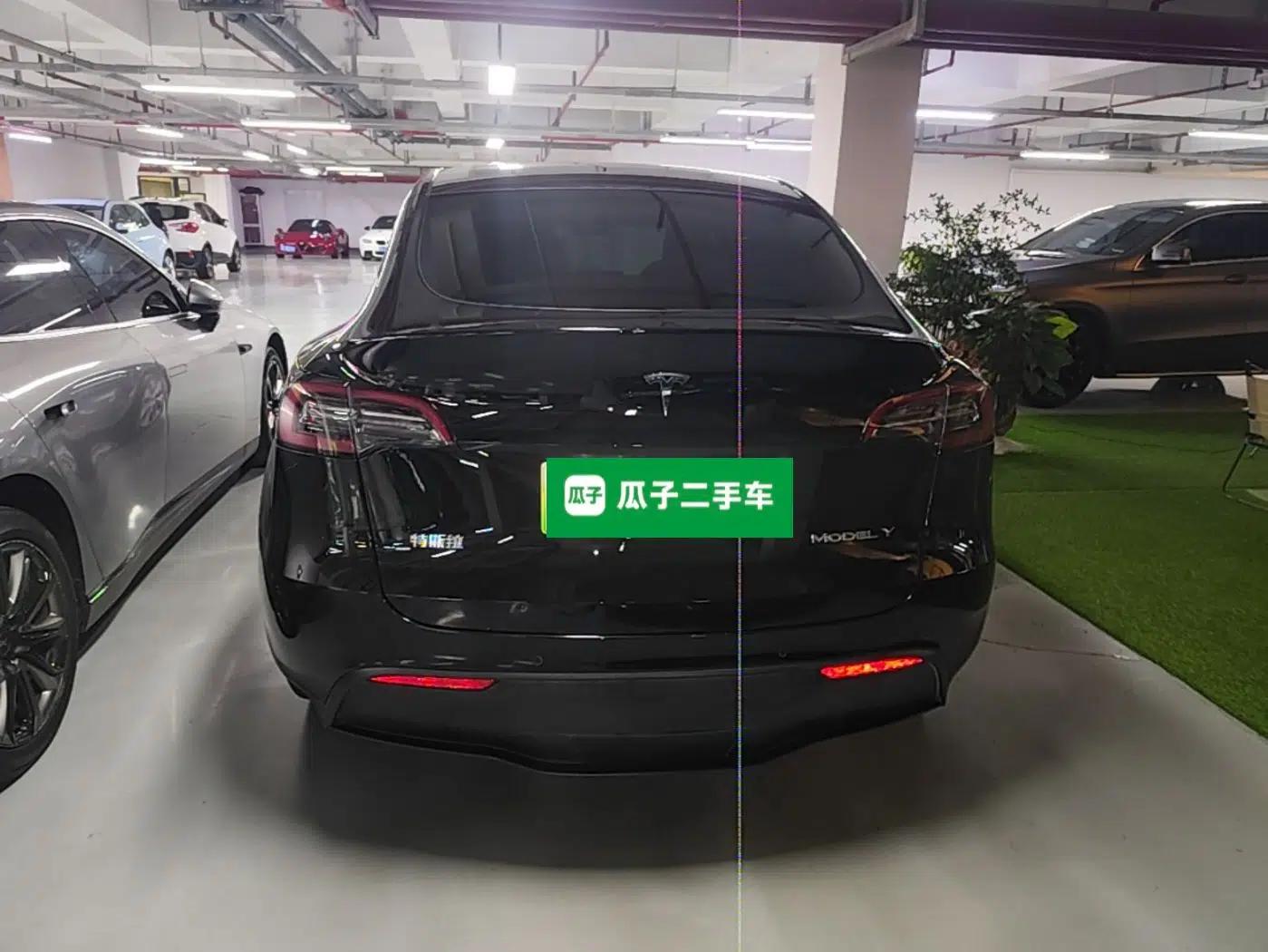 Tesla Model Y 2022 Rear-Wheel-Drive Version — миниатюра 5