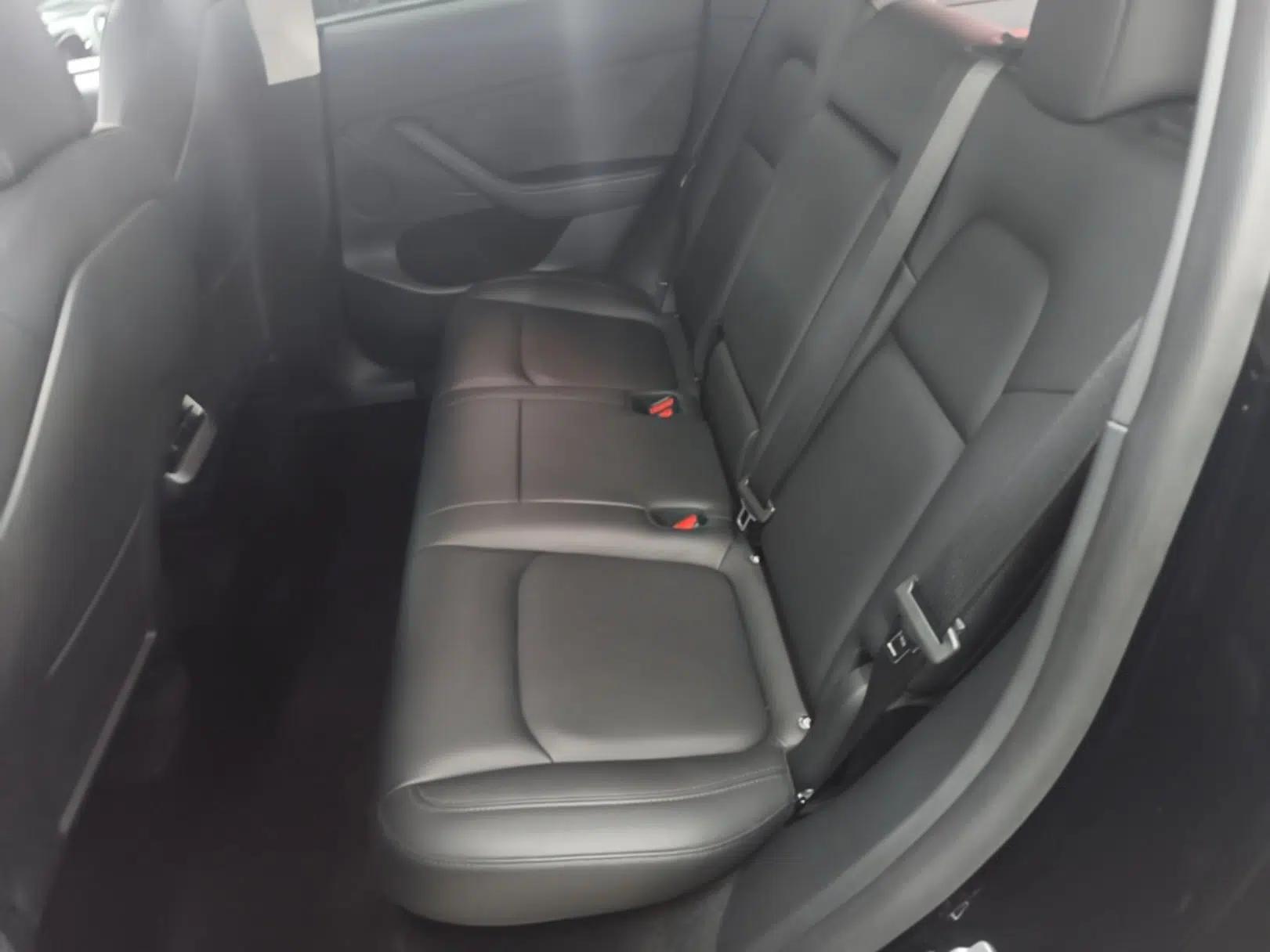 Tesla Model Y 2021 Long-Range All-Wheel-Drive Version — миниатюра 20