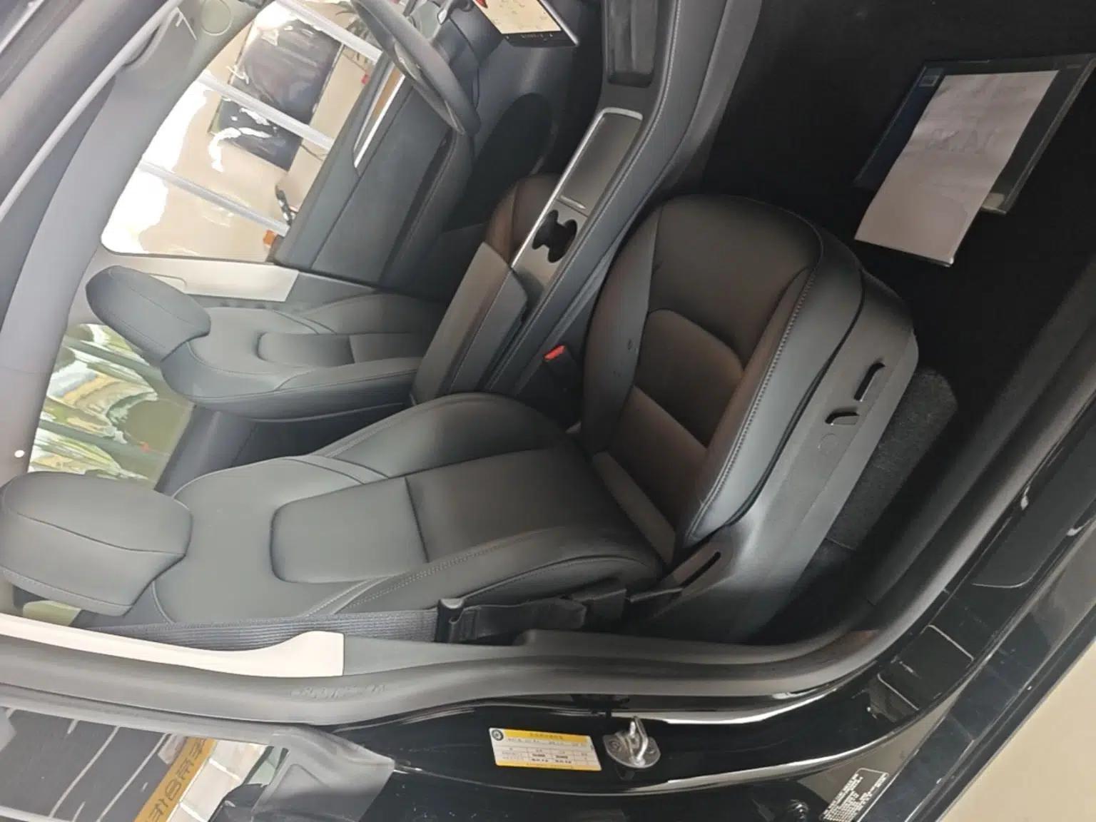 Tesla Model Y 2021 Standard Range Rear-Wheel Drive Version — миниатюра 19