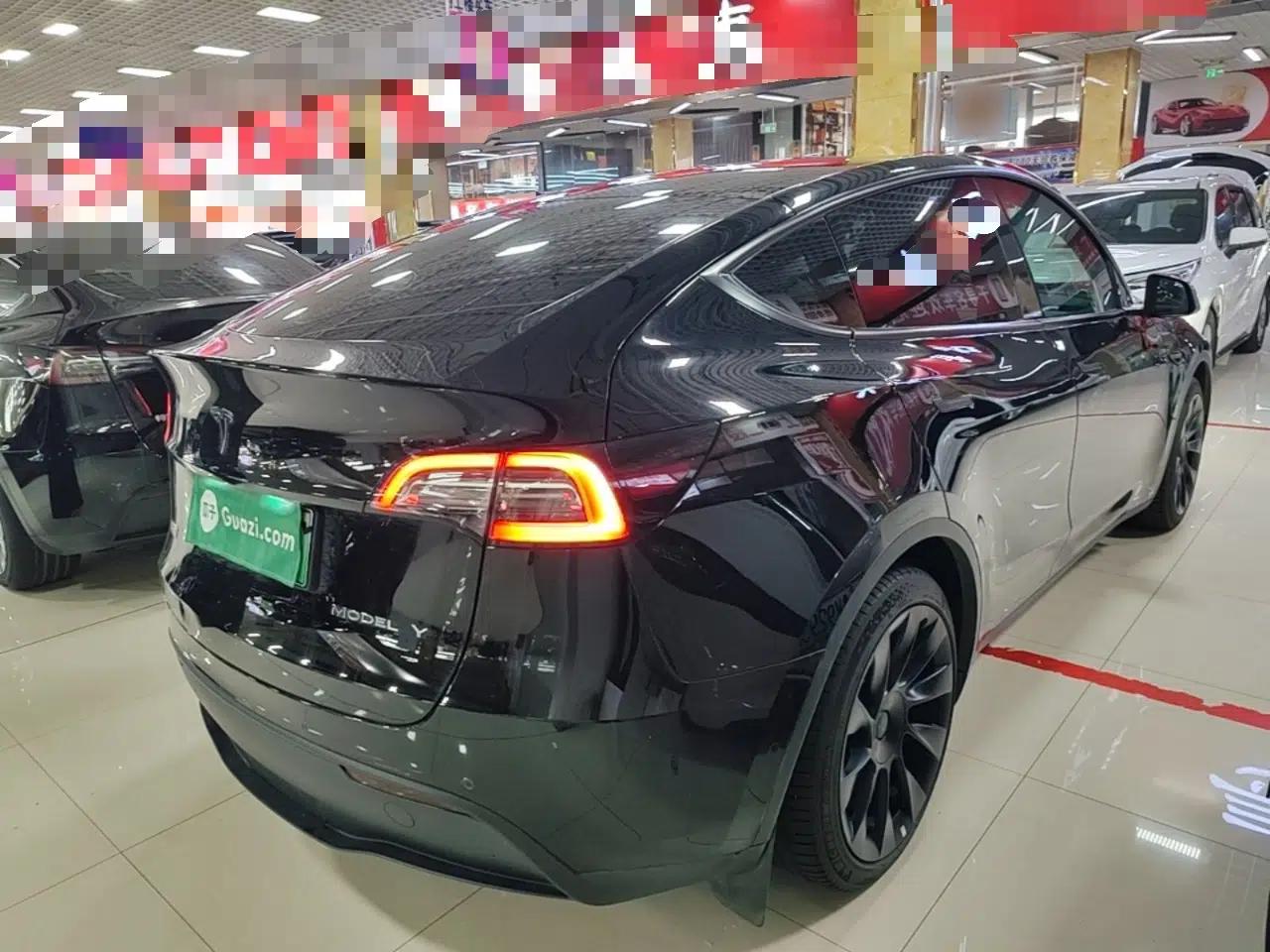 Tesla Model Y 2022 Rear-Wheel-Drive Version — миниатюра 6