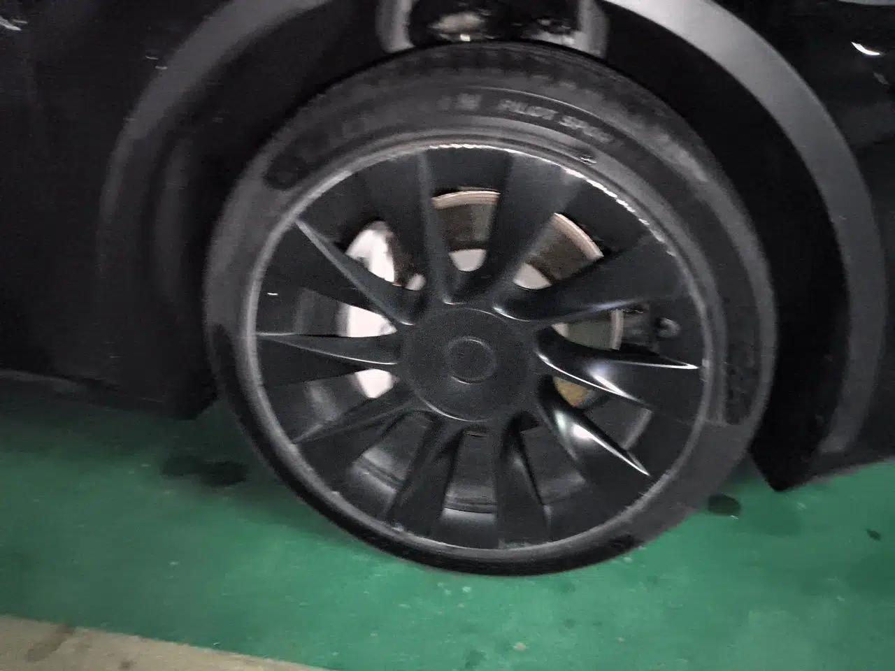 Tesla Model Y 2021 Standard Range Rear-Wheel Drive Version — миниатюра 8