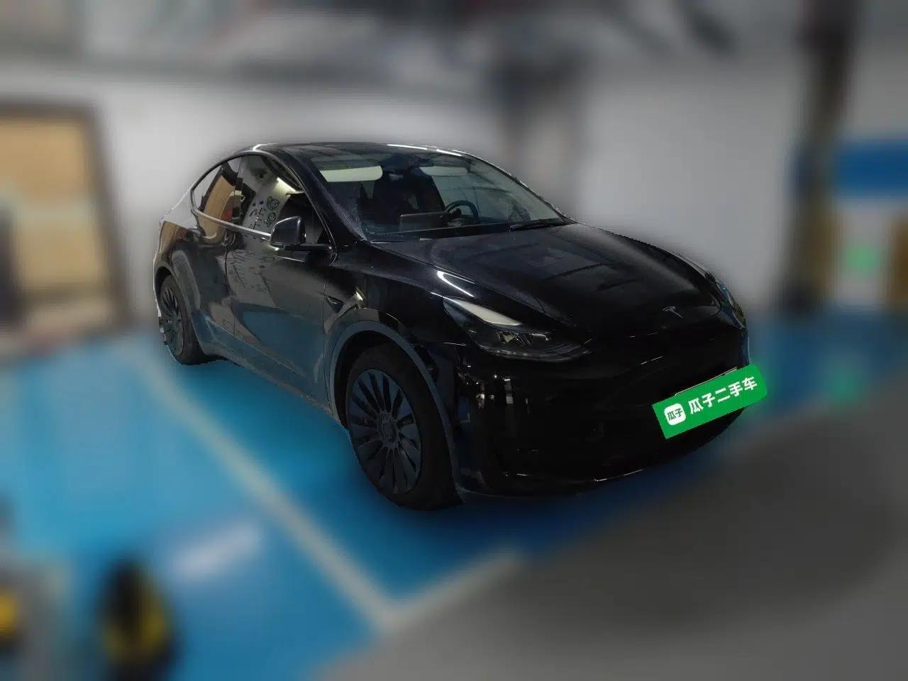 Tesla Model Y 2022 Revised Version Rear-Wheel Drive — миниатюра 3