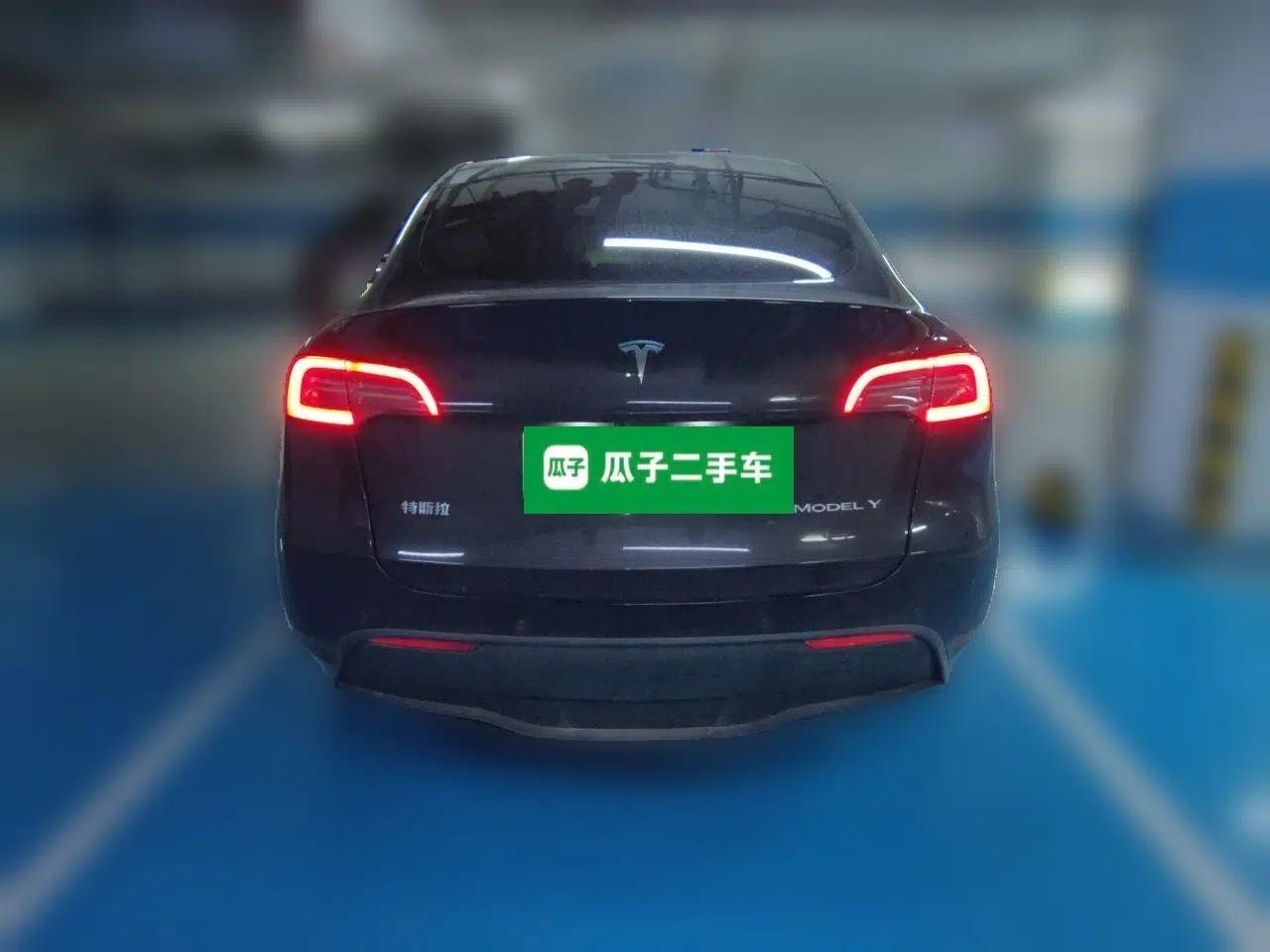 Tesla Model Y 2022 Revised Version Rear-Wheel Drive — миниатюра 5