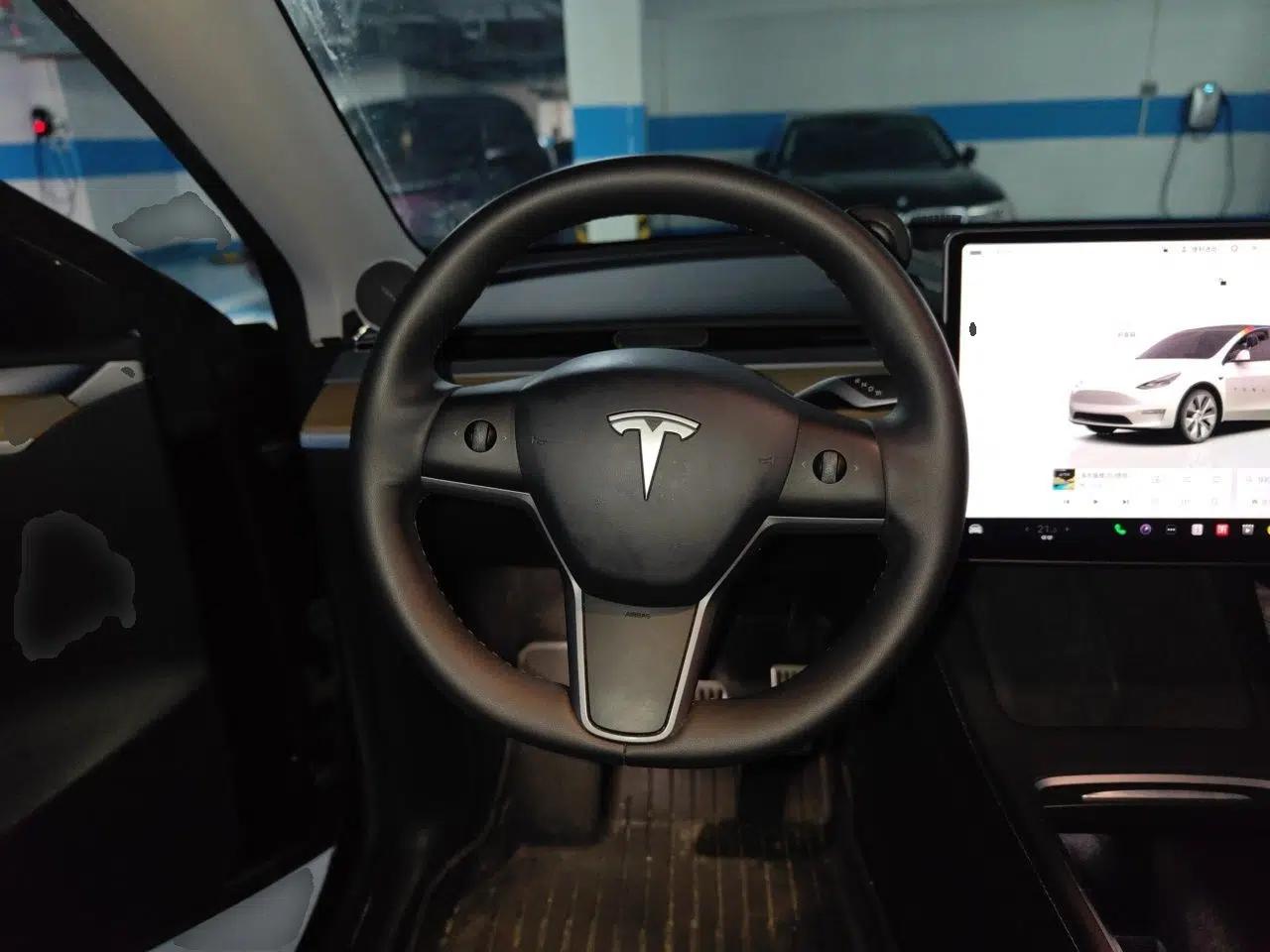 Tesla Model Y 2022 Revised Version Rear-Wheel Drive — миниатюра 10