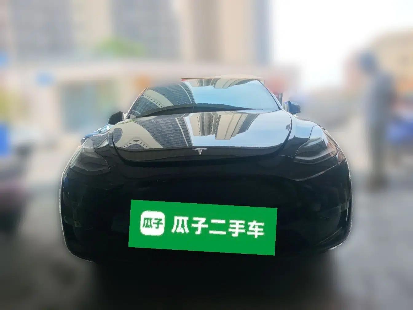 Tesla Model Y 2021 Long-Range All-Wheel-Drive Version 3D7 — миниатюра 2