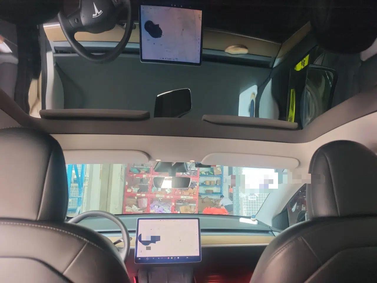 Tesla Model Y 2021 Long-Range All-Wheel-Drive Version 3D7 — миниатюра 18