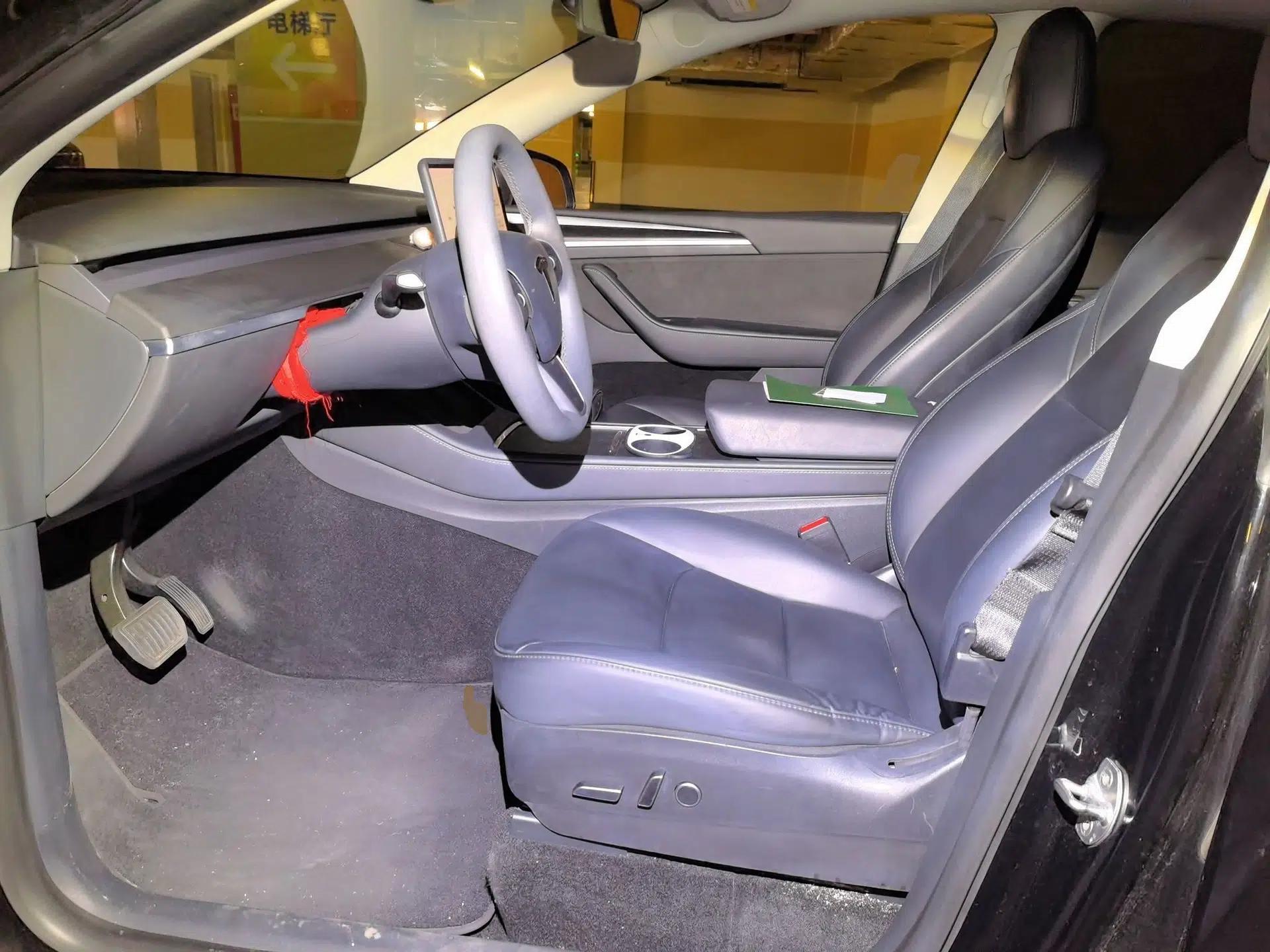 Tesla Model Y 2021 Standard Range Rear-Wheel Drive Version — миниатюра 15