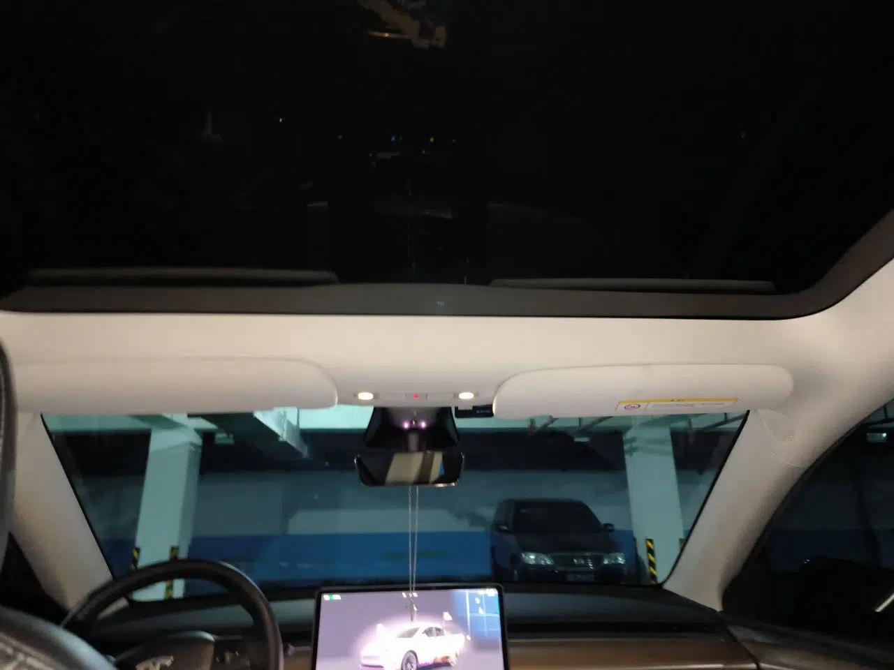 Tesla Model Y 2022 Rear-Wheel-Drive Version — миниатюра 15