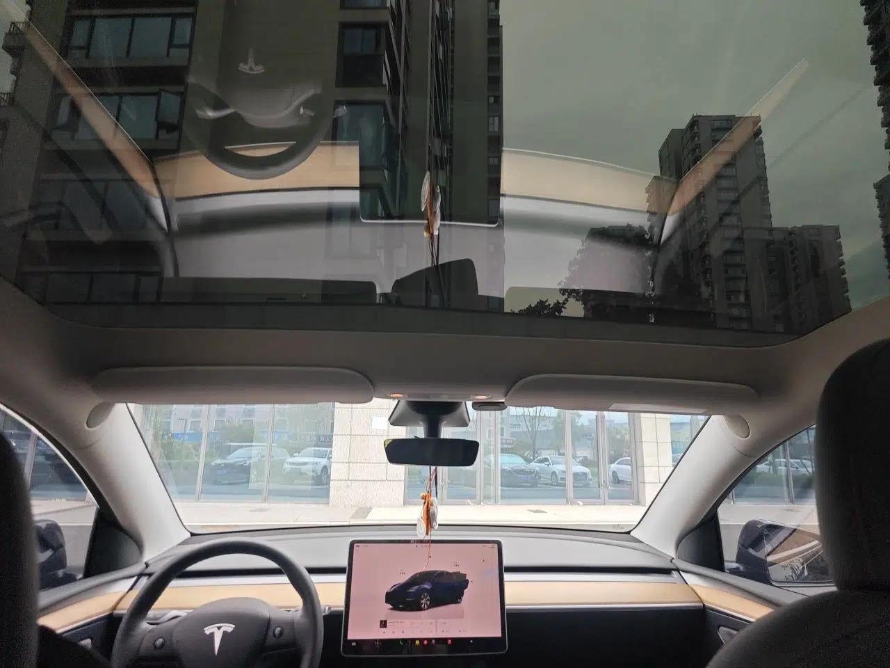 Tesla Model Y 2022 Revised Version Rear-Wheel Drive — миниатюра 18