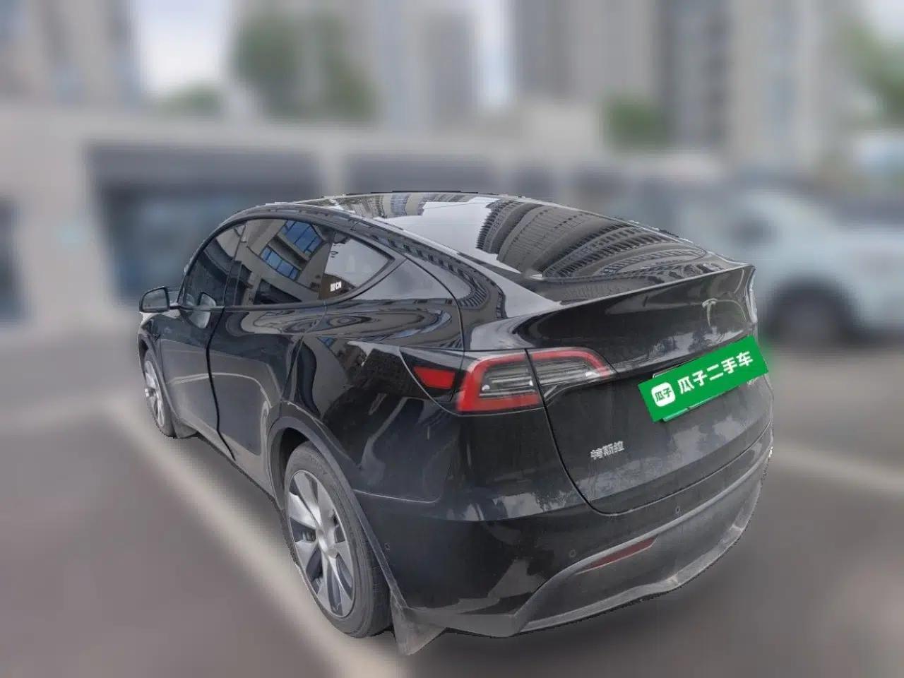 Tesla Model Y 2022 Revised Version Rear-Wheel Drive — миниатюра 4