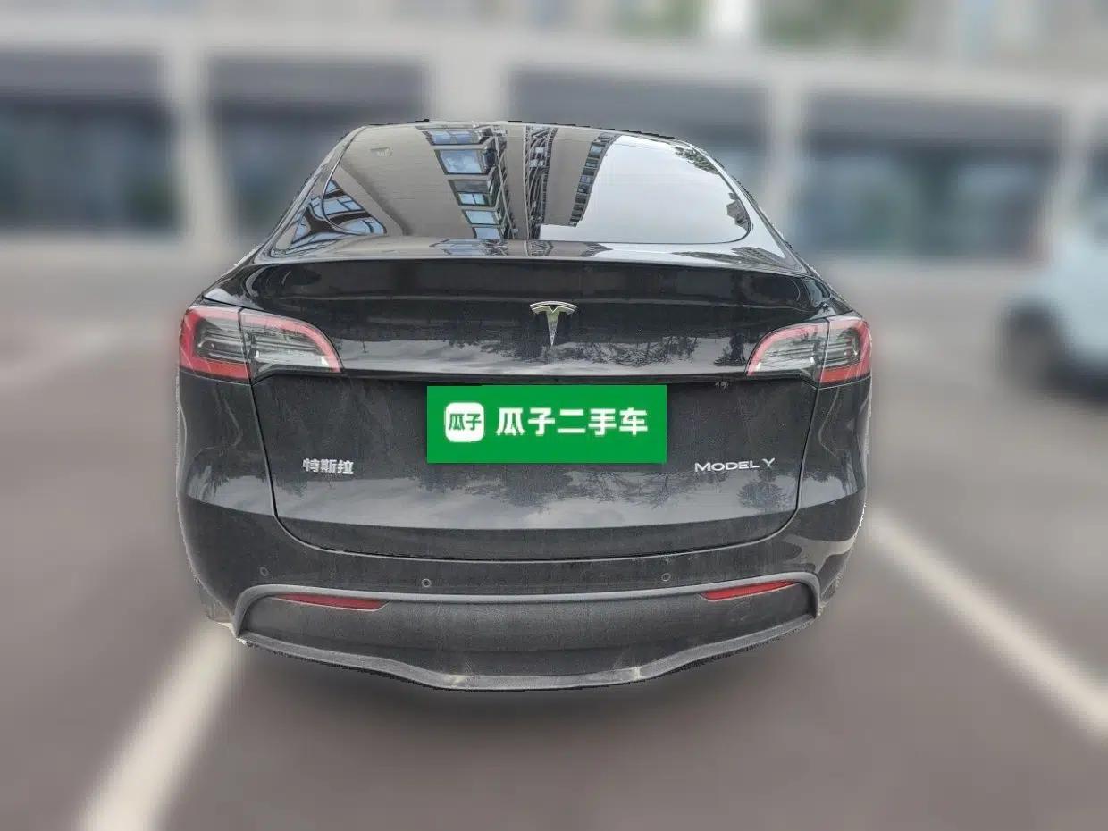 Tesla Model Y 2022 Revised Version Rear-Wheel Drive — миниатюра 5