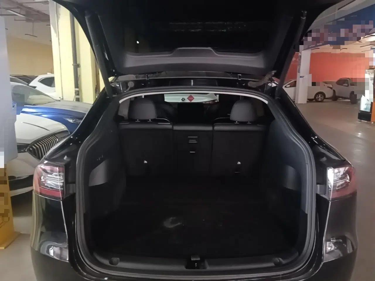 Tesla Model Y 2021 Long-Range All-Wheel-Drive Version 3D7 — миниатюра 22