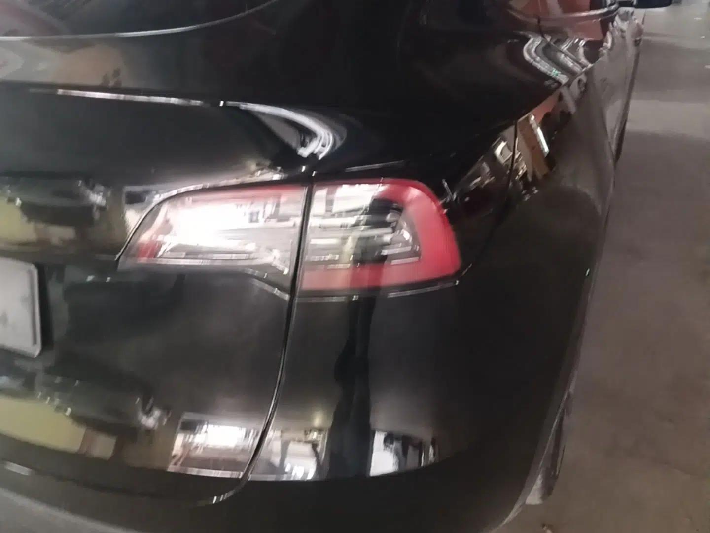 Tesla Model Y 2021 Long-Range All-Wheel-Drive Version 3D7 — миниатюра 9