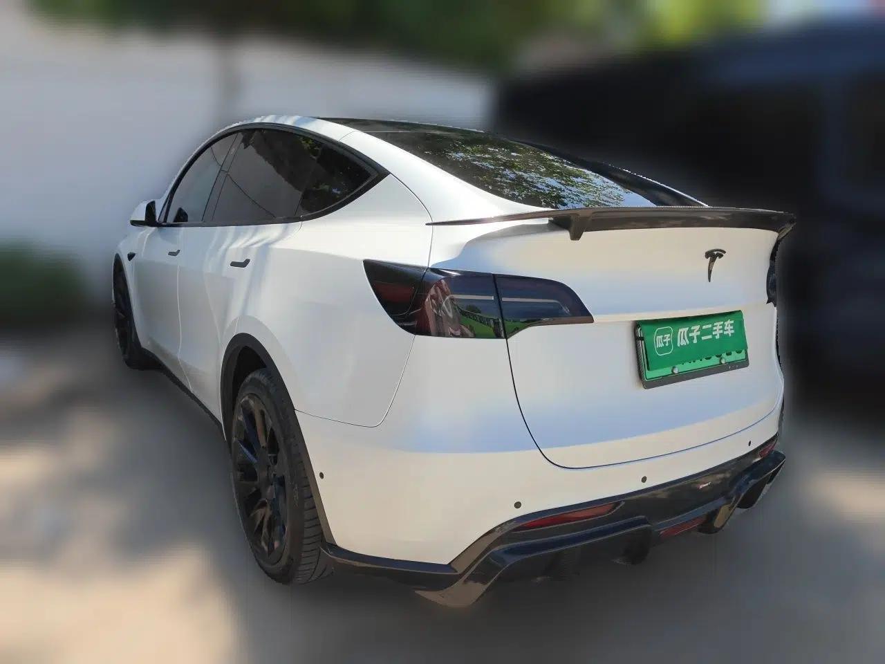 Tesla Model Y 2022 Long-Range All-Wheel-Drive Version — миниатюра 4