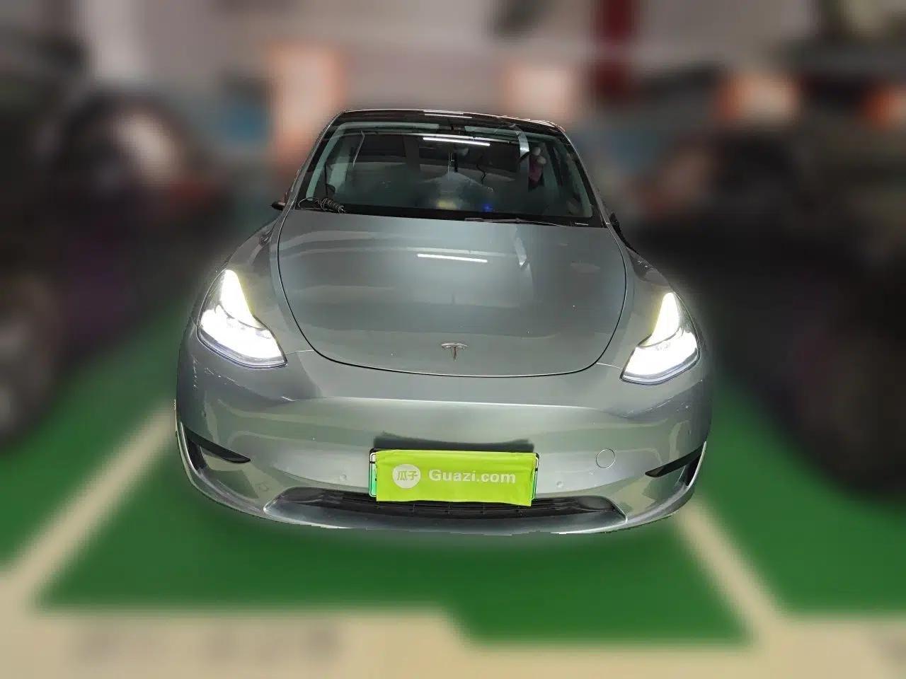 Tesla Model Y 2022 Rear-Wheel-Drive Version — миниатюра 2