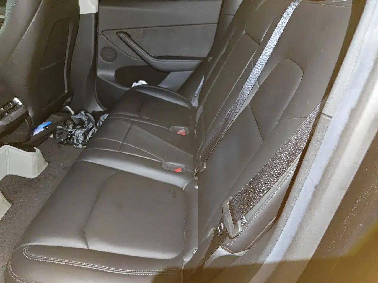 Tesla Model Y 2022 Rear-Wheel-Drive Version — миниатюра 17