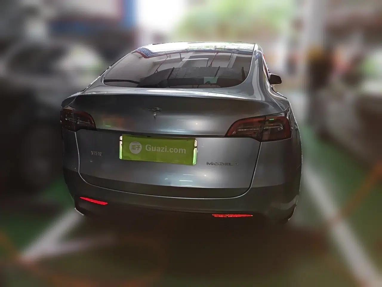 Tesla Model Y 2022 Rear-Wheel-Drive Version — миниатюра 5