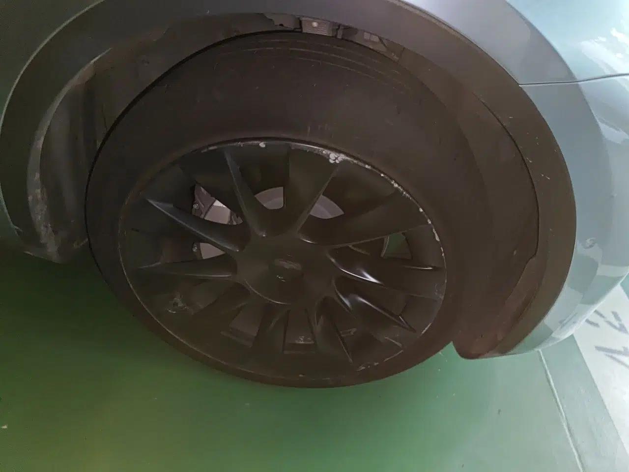 Tesla Model Y 2022 Rear-Wheel-Drive Version — миниатюра 8