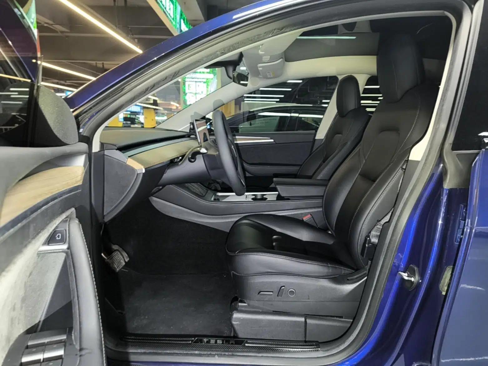 Tesla Model Y 2022 Rear-Wheel-Drive Version — миниатюра 18