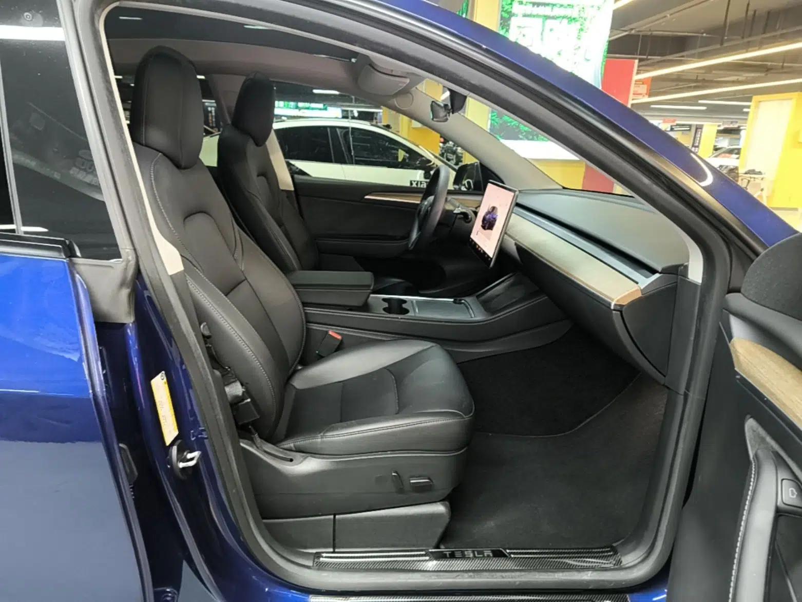 Tesla Model Y 2022 Rear-Wheel-Drive Version — миниатюра 19