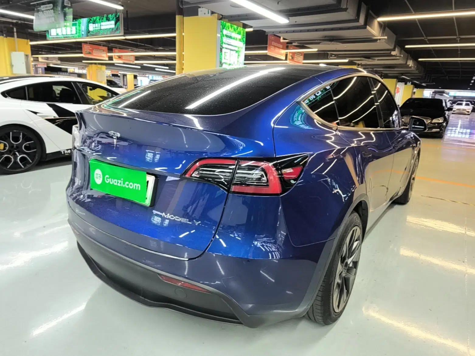 Tesla Model Y 2022 Rear-Wheel-Drive Version — миниатюра 6