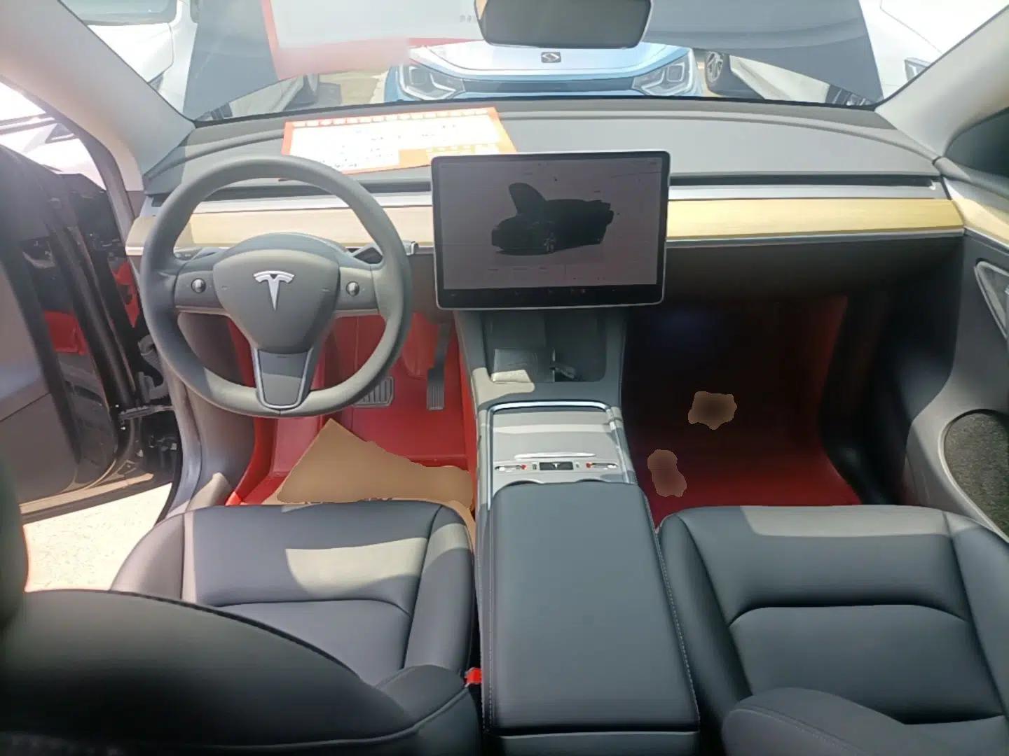Tesla Model Y 2022 Revised Version Rear-Wheel Drive — миниатюра 12