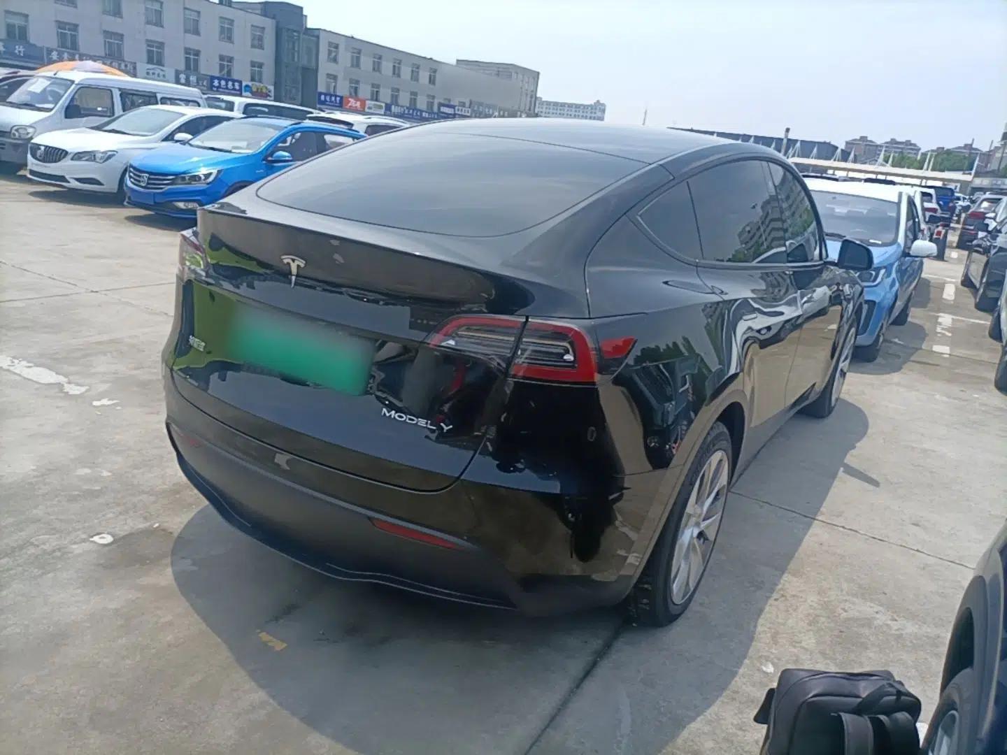 Tesla Model Y 2022 Revised Version Rear-Wheel Drive — миниатюра 6