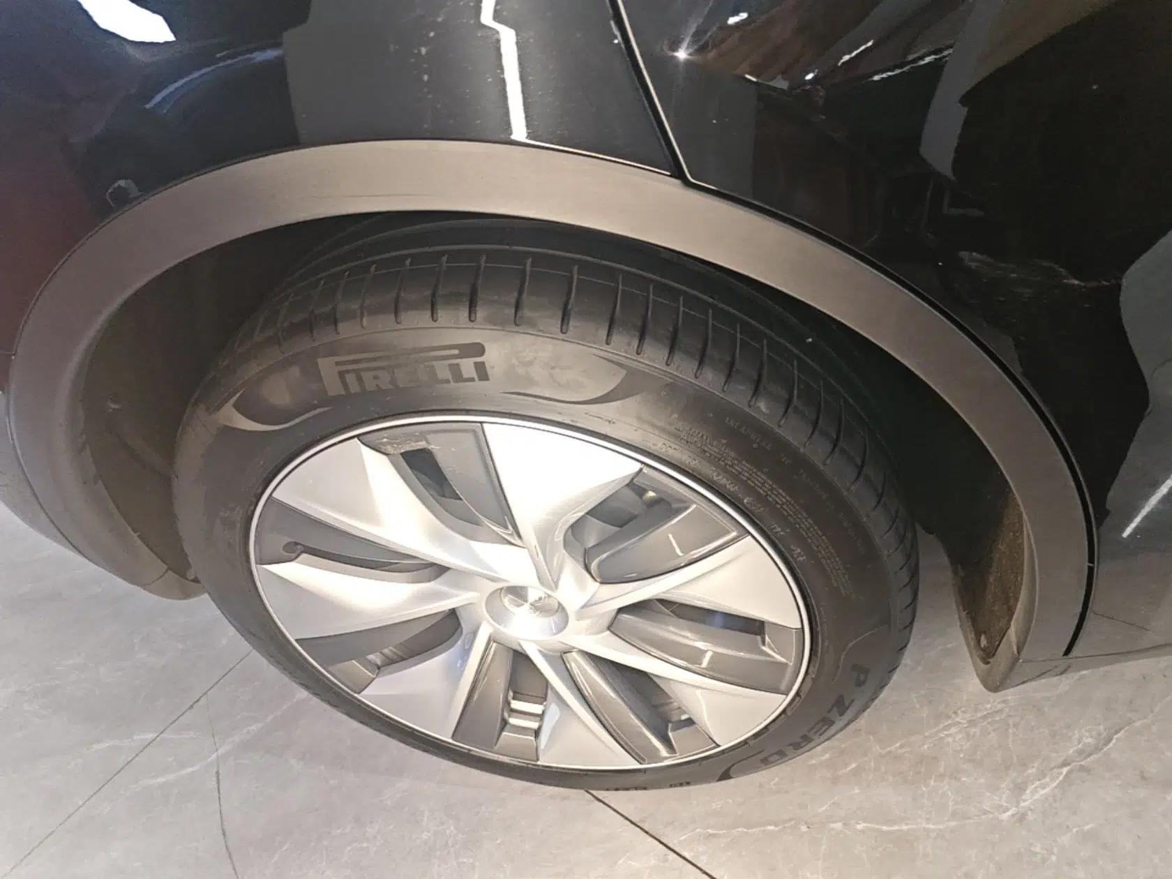 Tesla Model Y 2022 Rear-Wheel-Drive Version — миниатюра 11