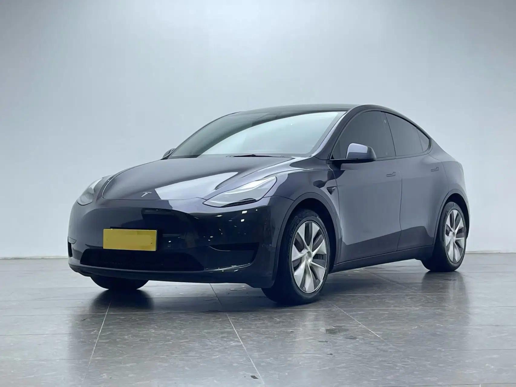 Tesla Model Y 2022 Revised Version Rear-Wheel Drive — миниатюра 1